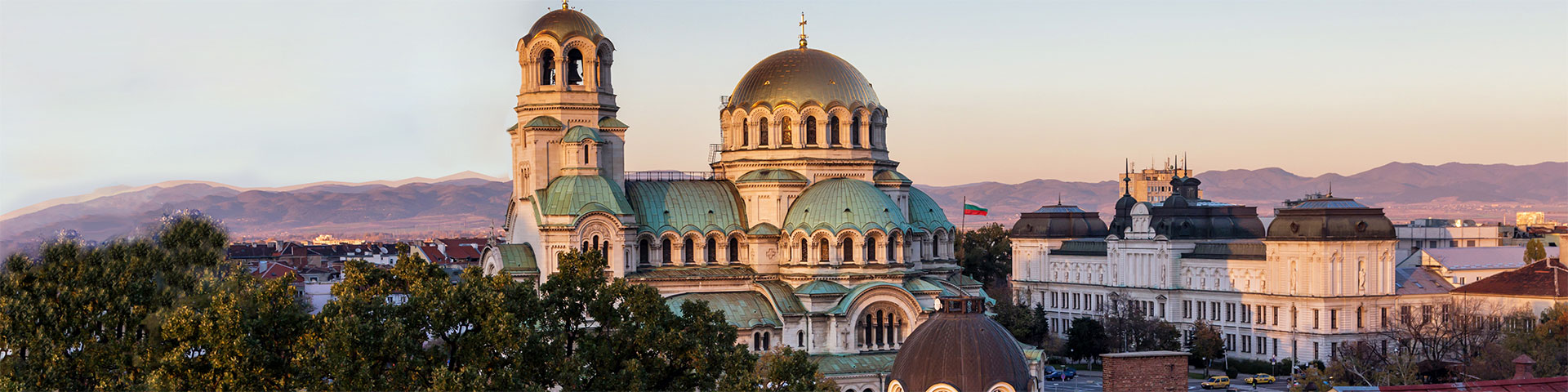 Bulgarische Übersetzung: Alexander Newski Kathedrale in Sofia, Hauptstadt von Bulgarien